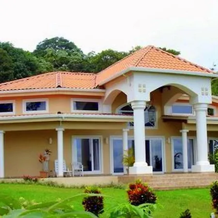 Arenal Springs Villas By The Lake